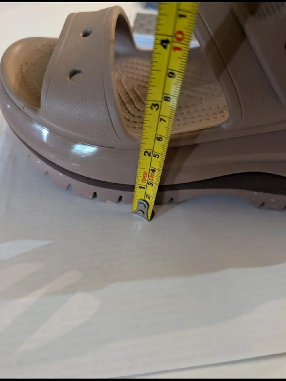 CROCS Mega Crush Clog Light Taupe